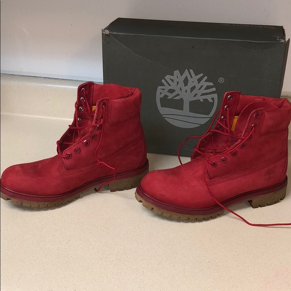 Men Timberlands - Picture 2 of 4